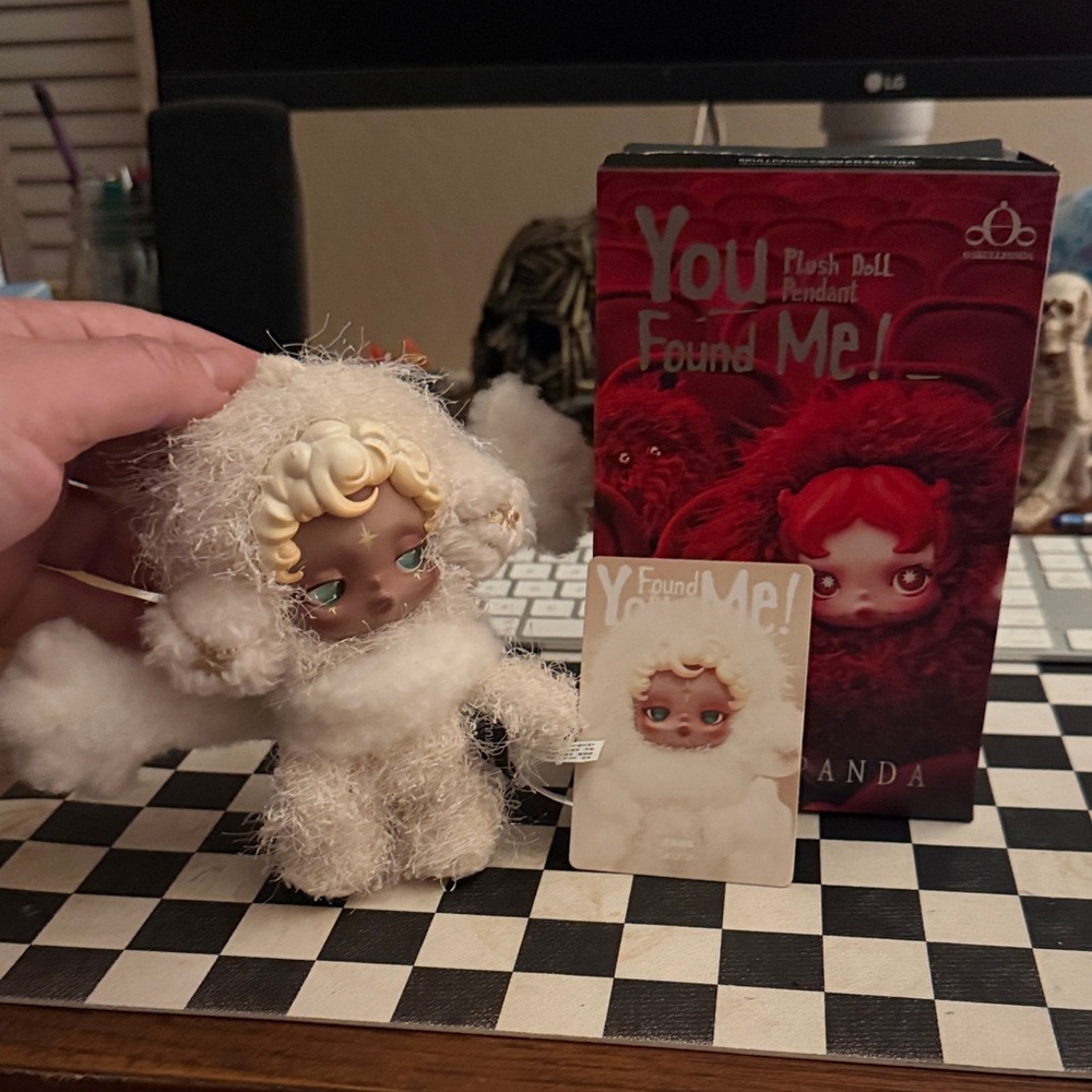 Pop Mart Skullpanda You Found Me- Confirmed Sandman